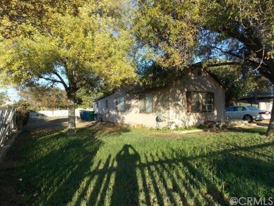 View from the front to the back.  Huge yard!  Yes 