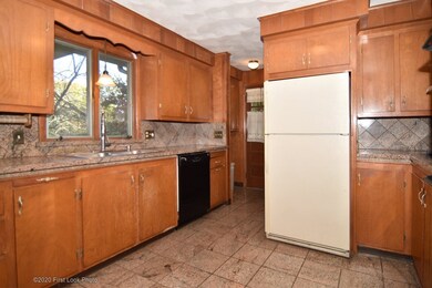 241 Harris Rd, Smithfield, RI 02917 - photo 6