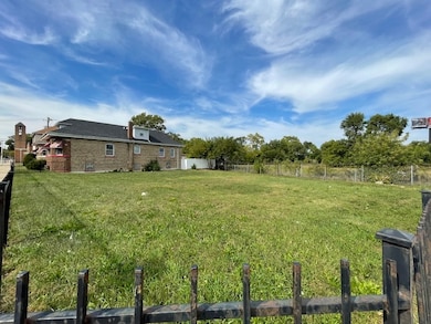 10024 S Vincennes Ave, Chicago, IL 60643 - photo 4