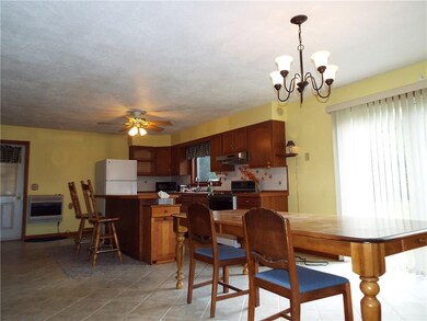 Kitchen/Dining