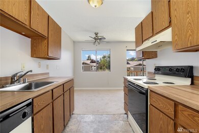 7316 NE 142nd Place unit C-3, Kirkland, WA 98034 - photo 6