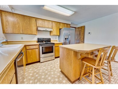 8625 SW Monticello St, Beaverton, OR 97008 - photo 7