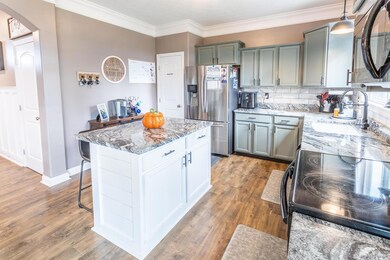 stunning kitchen