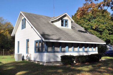 58047 Homer Ave, Elkhart, IN 46517 - photo 2