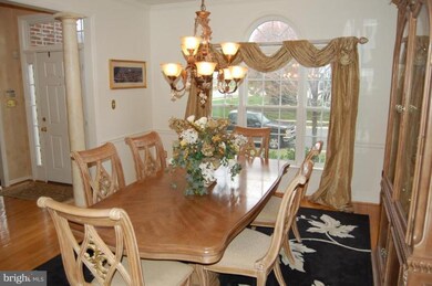 42819 Bluestone Ct, Broadlands, VA 20148 - photo 4