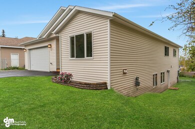 7332 Bern St Anchorage AK-large-020-Exte