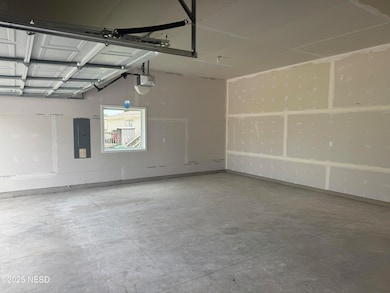 1819 4th Ave SW, Watertown, SD 57201 - photo 3