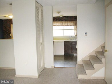 6240 Huntingdon St, Harrisburg, PA 17111 - photo 3