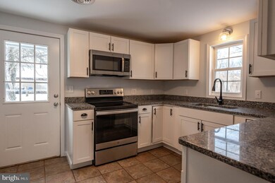 97 Giles Mill Rd, Bunker Hill, WV 25413 - photo 5