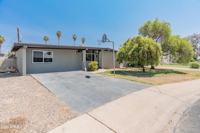 3824 W Puget Ave-36