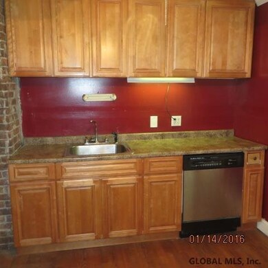 3 Howard St, Troy, NY 12180 - photo 3
