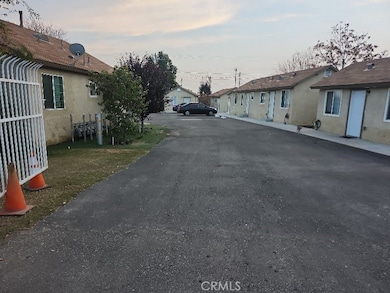 2915 Edison Hwy, Bakersfield, CA 93307 - photo 2