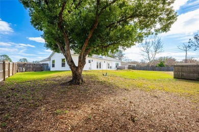 122 Baywest Dr, Orlando, FL 32835 - photo 2