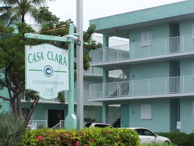 CASA CLARA STREET