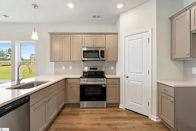 116 Cotesworth St, Pendleton, SC 29670 - photo 5