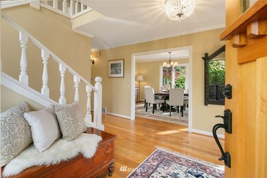 5228 W Mercer Way, Mercer Island, WA 98040 - photo 4