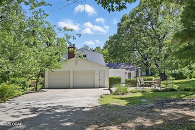 1306 Marion Dr, Neosho, MO 64850 - photo 5