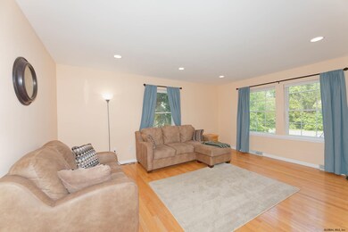 49 Sherwood Ave, Rensselaer, NY 12144 - photo 5