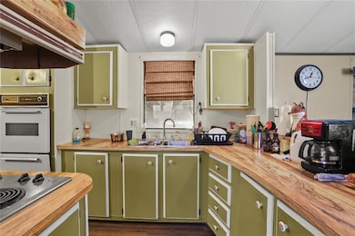 14022 U S 301, Thonotosassa, FL 33592 - photo 3