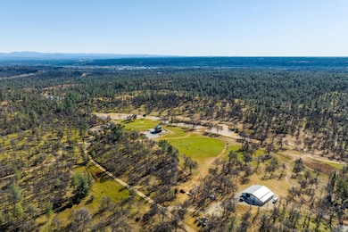 8499 Simmons Rd, Redding, CA 96001 - photo 4