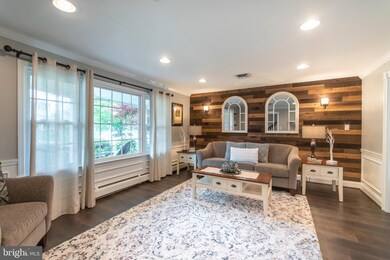 152 Rice Dr, Morrisville, PA 19067 - photo 3