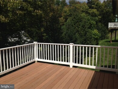 147 W Harmony Dr, Pottstown, PA 19464 - photo 5