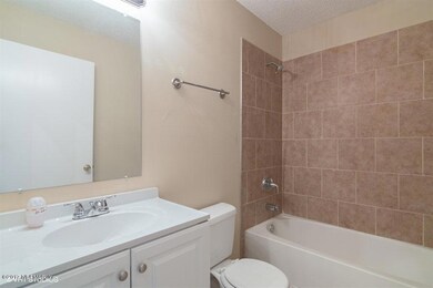 2437 Townsquare Dr, Jacksonville, FL 32216 - photo 2