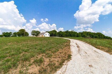 1890 Cr 237, Gainesville, TX 76240 - photo 3
