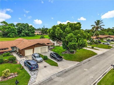 183 Round Key Cir unit D4, Naples, FL 34112 - photo 5