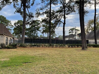 3802 Badger Forest Dr, Houston, TX 77088 - photo 5