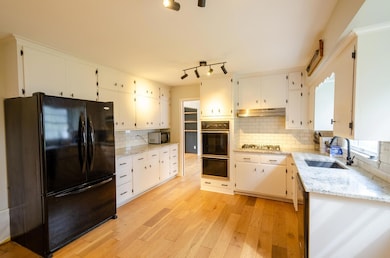 828 Cypress St S, Cambridge, MN 55008 - photo 3