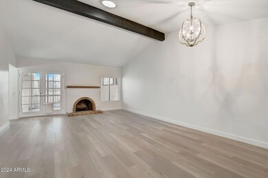 10-web-or-mls-N 30th Ave-008