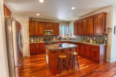 61007 Snowberry Place, Bend, OR 97702 - photo 7