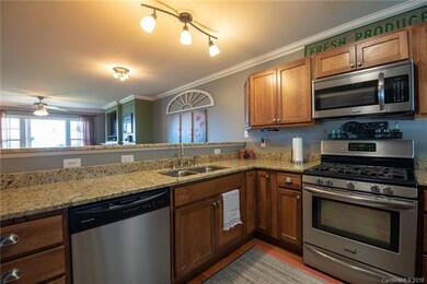 75 Rotunda Cir unit 1506, Asheville, NC 28806 - photo 5