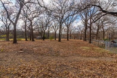 2511 Juanita Dr, Denison, TX 75020 - photo 4