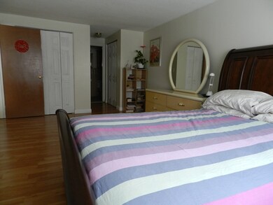 2 Old Colony Ln unit 8, Arlington, MA 02476 - photo 3