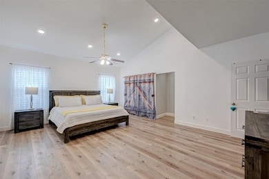 8077 El Mundo St unit 8077, Houston, TX 77054 - photo 4