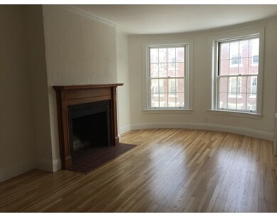 141 Beaconsfield Rd unit 4, Brookline, MA 02445 - photo 6