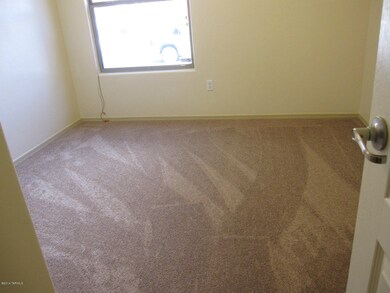 Front Bedroom (2)