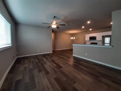 9725 Grosbeak Ln, Magnolia, TX 77354 - photo 3