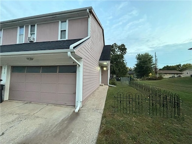 1312 E 123rd Terrace unit A, Olathe, KS 66061 - photo 4