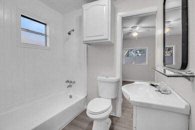 3407 Coal St, Houston, TX 77026 - photo 6