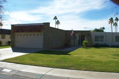 11009 W Cameo Dr, Sun City, AZ 85351 - photo 2