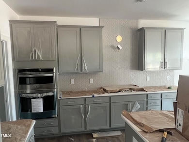 HC 30 Kitchen_Edmund Hickey