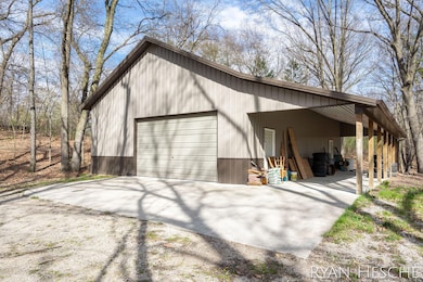 3-web-or-mls-1057 W Tuttle Rd-3
