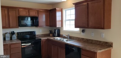 182 Thrasher Dr, Inwood, WV 25428 - photo 4