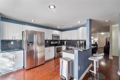 5102 NW 115th Ct, Doral, FL 33178 - photo 6