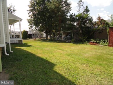 210 Springfield Ave, Folsom, PA 19033 - photo 3