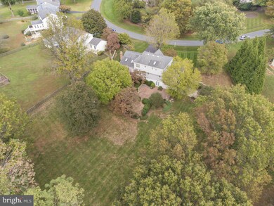 14716 Braemar Crescent Way, Gaithersburg, MD 20878 - photo 2