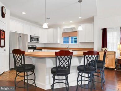 1338 Emerson Dr unit 7, Mount Joy, PA 17552 - photo 7